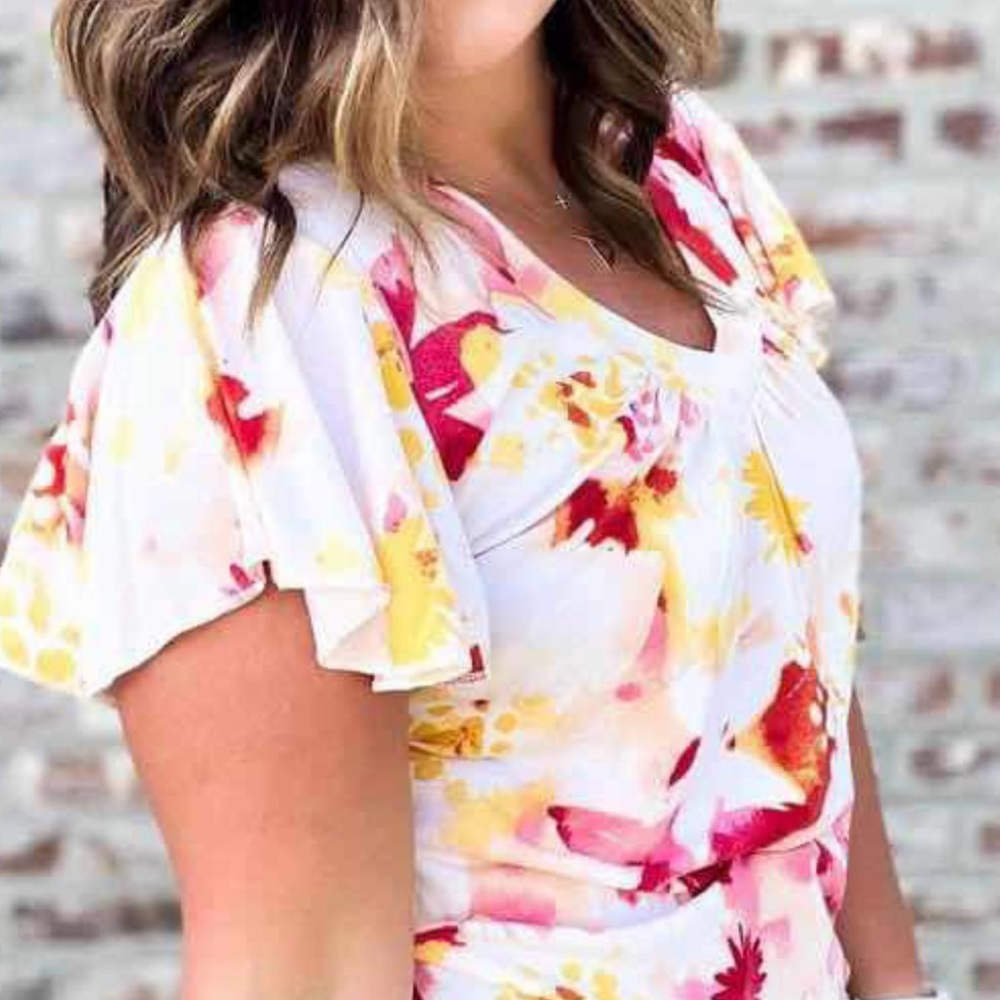 Lularoe NWT XXS Floral Susie top. - Picture 2 of 4